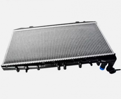 High Quality Car Quality Plastic Aluminum Radiator OEM 21460-58Y00 for Nissan Sunny 1990-2000